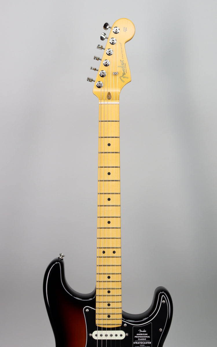 Fender American Professional Classic Stratocaster 3-Tone Sunburst