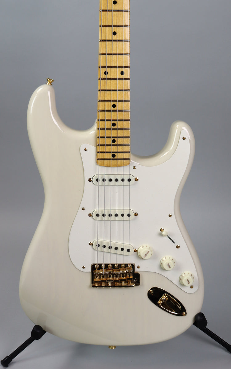 FenderCSVintCust57StratMaryKay