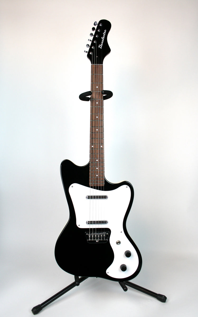 Danelectro '67 Dano Black – Detroit Guitar Danelectro '67 Dano Black – Detroit Guitar