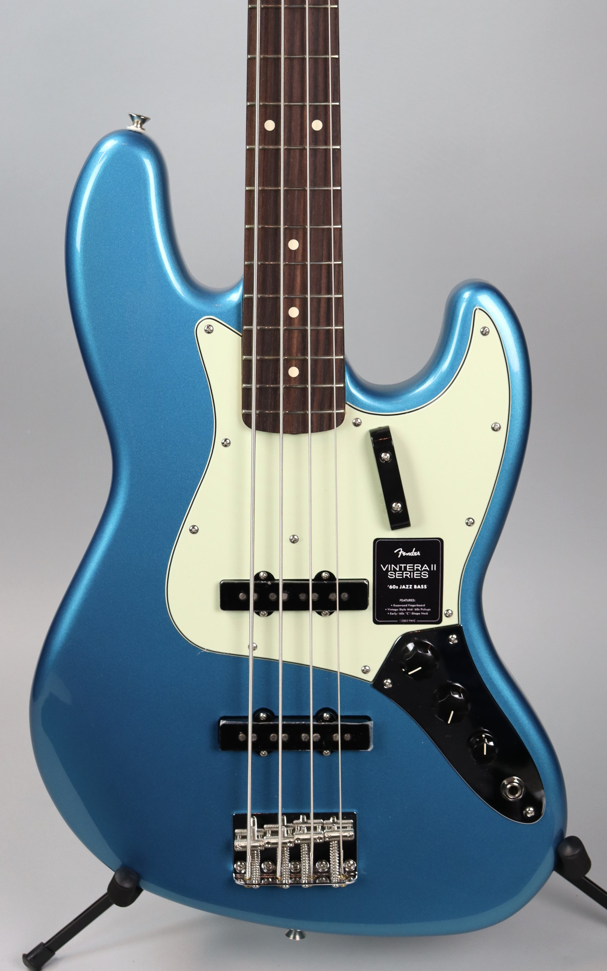 Fender Bass – Detroit Guitar