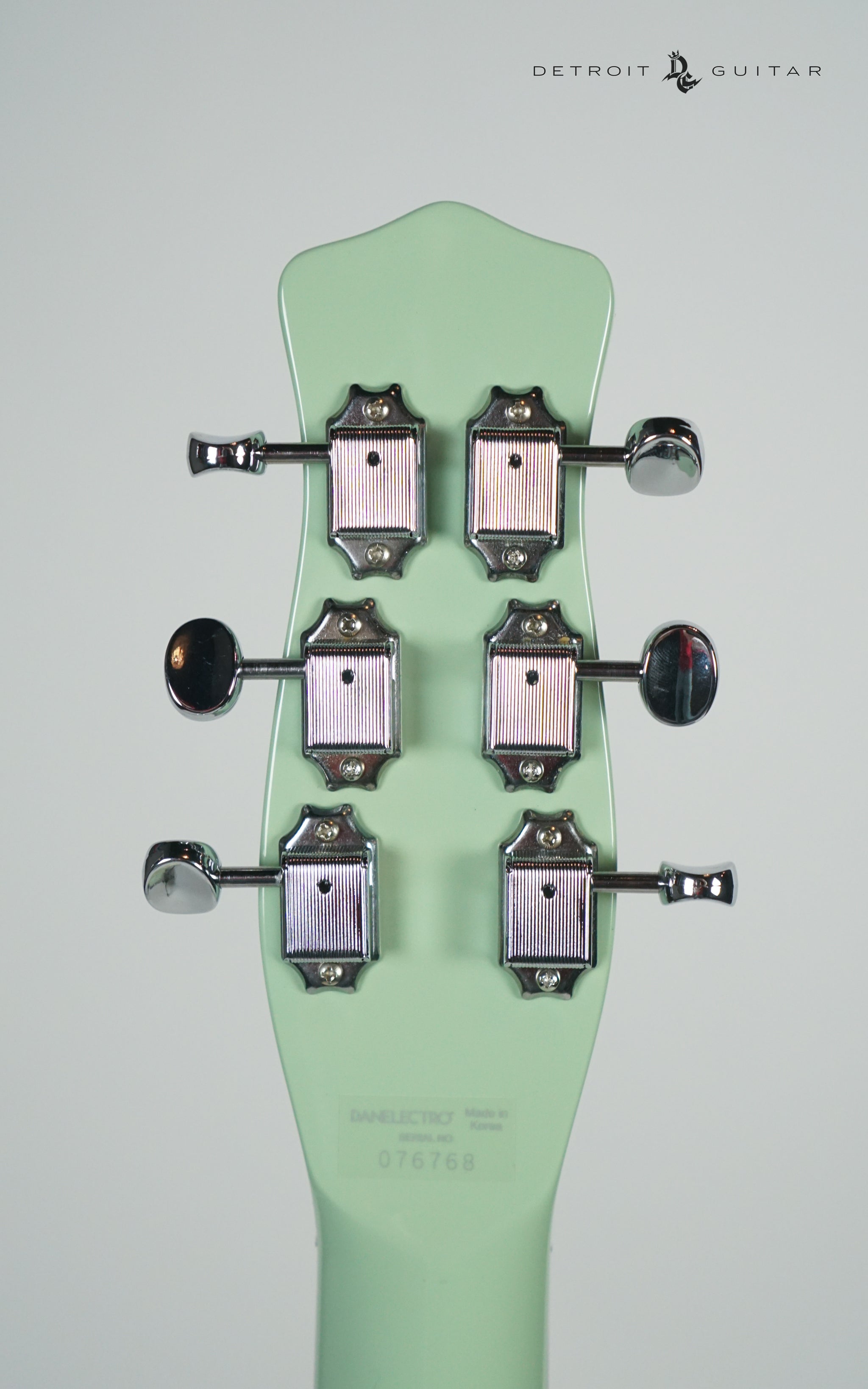 【良品】Danelectro 59DC Keen Green ケース付 Danelectro '59 Mod New Old Stock Keen Green – Detroit Guitar